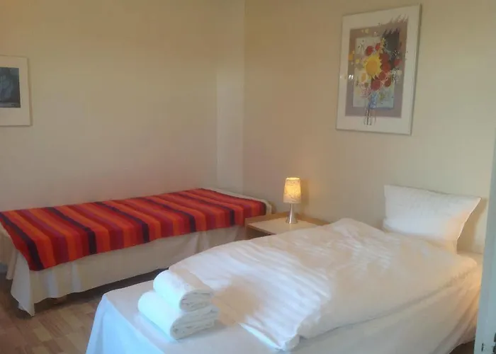 מוטל Motel Viborg 2*